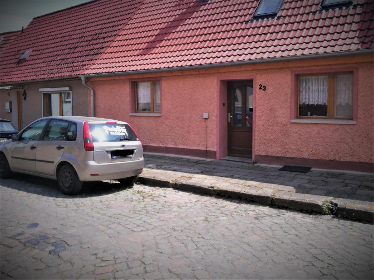 Familienfreundliches Ferienhaus Mit 3 Schlafzimmern Oldisleben Kültér fotó