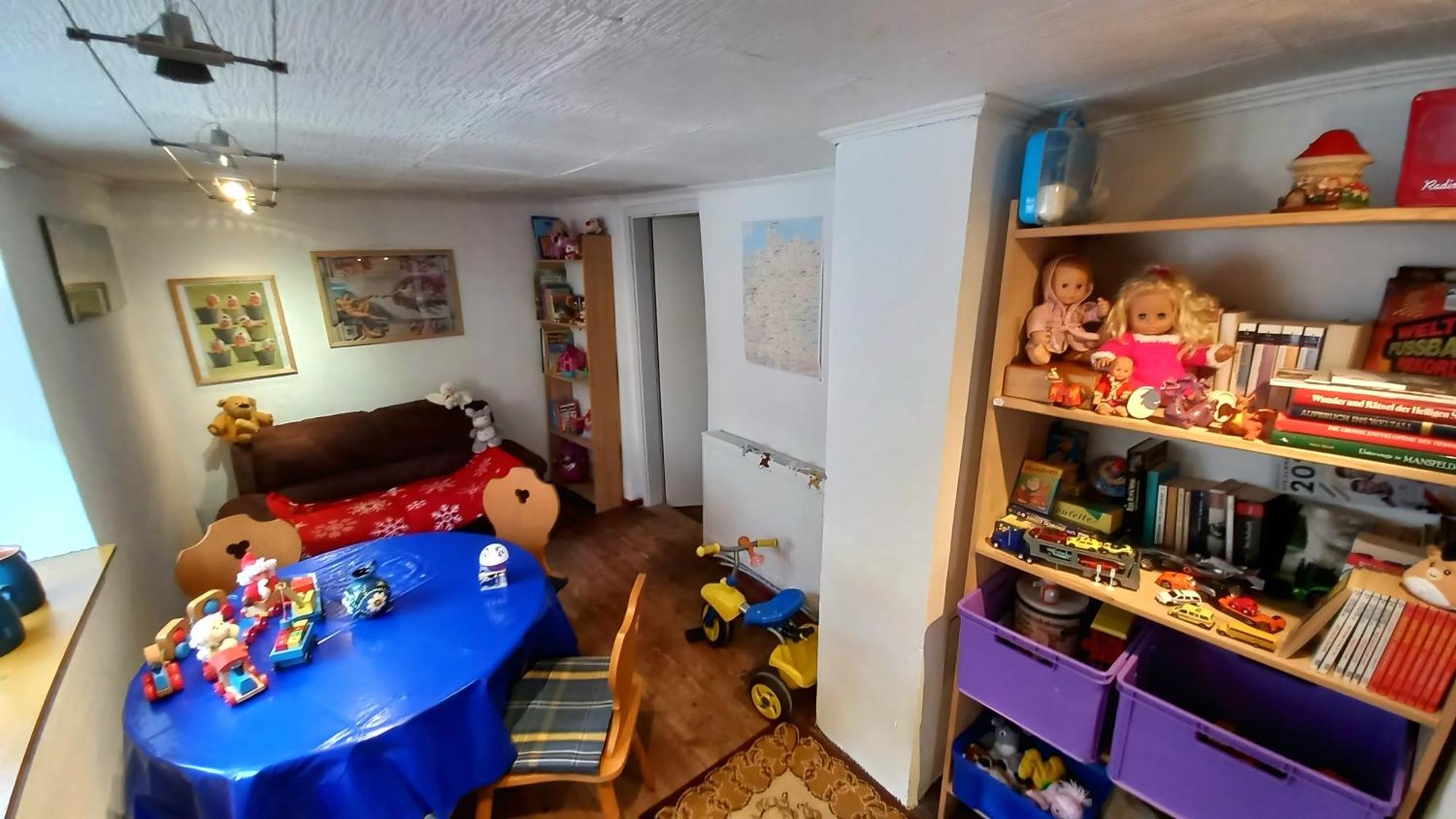 Familienfreundliches Ferienhaus Mit 3 Schlafzimmern Oldisleben Kültér fotó